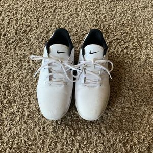 Nike golf shoe